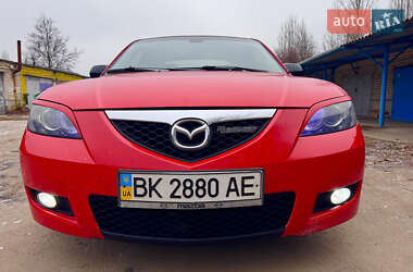 Седан Mazda 3 2006 в Вараші