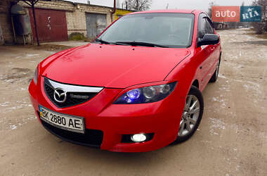 Седан Mazda 3 2006 в Вараші