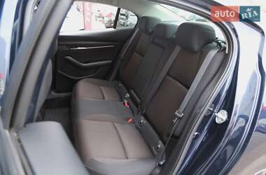 Седан Mazda 3 2019 в 