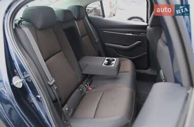 Седан Mazda 3 2019 в 