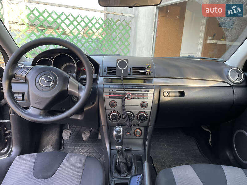 Седан Mazda 3 2008 в Боярке