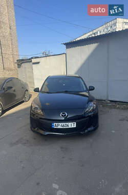 Хэтчбек Mazda 3 2013 в 
