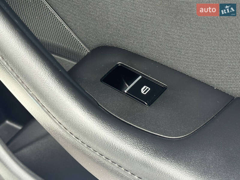 Седан Mazda 3 2022 в Сумах