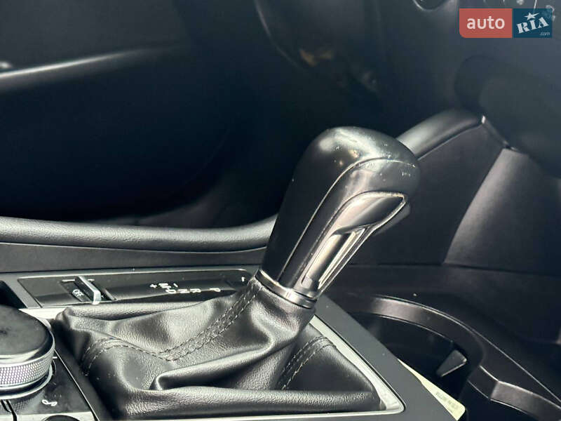 Седан Mazda 3 2022 в Сумах