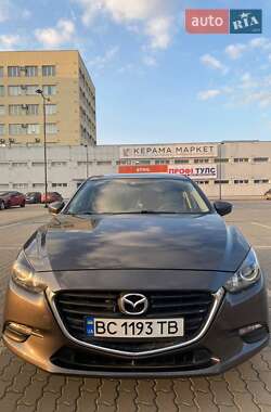 Хэтчбек Mazda 3 2018 в Львове