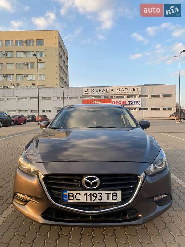 Mazda 3 2018