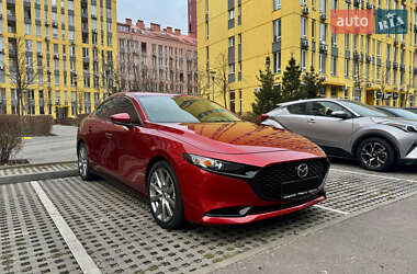 Седан Mazda 3 2018 в Киеве