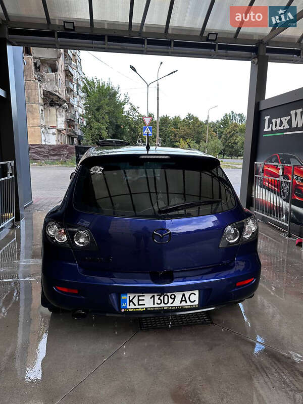 Хэтчбек Mazda 3 2004 в Кривом Роге