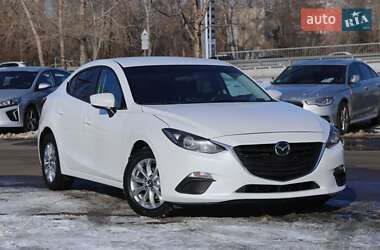 Седан Mazda 3 2015 в Києві