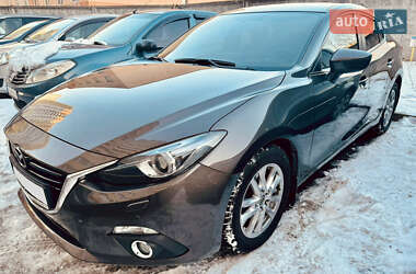 Седан Mazda 3 2014 в Києві