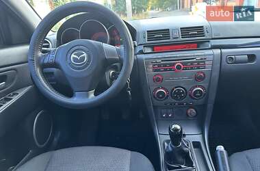 Седан Mazda 3 2008 в Харкові