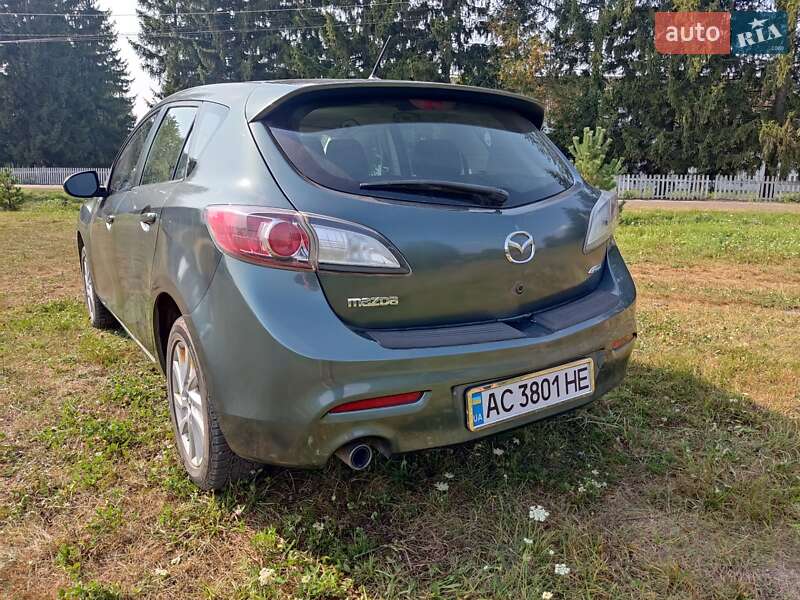 Хетчбек Mazda 3 2012 в Ратному