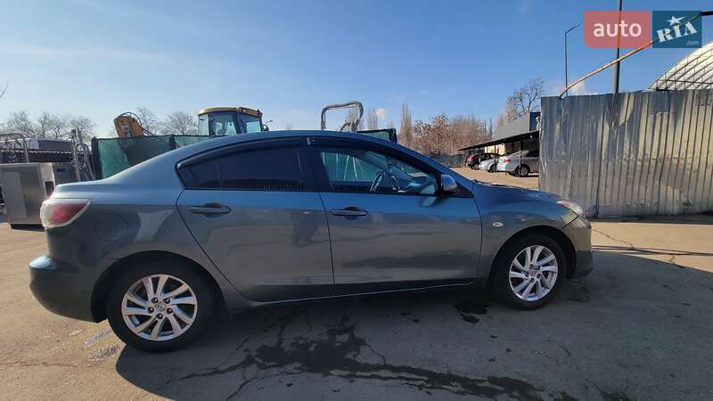 Седан Mazda 3 2011 в Одессе