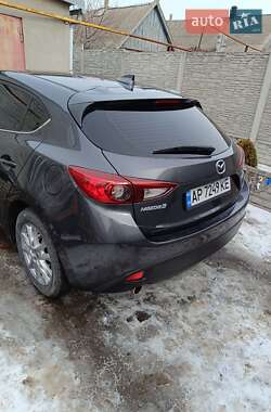 Хэтчбек Mazda 3 2016 в 