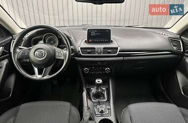 Хэтчбек Mazda 3 2016 в 
