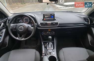 Седан Mazda 3 2016 в Києві