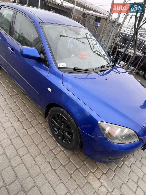 Хэтчбек Mazda 3 2006 в Ивано-Франковске