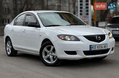 Седан Mazda 3 2004 в 