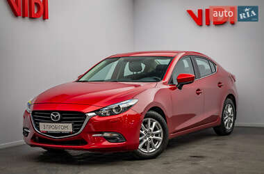 Седан Mazda 3 2018 в Киеве