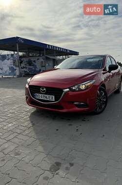 Седан Mazda 3 2018 в Владимире