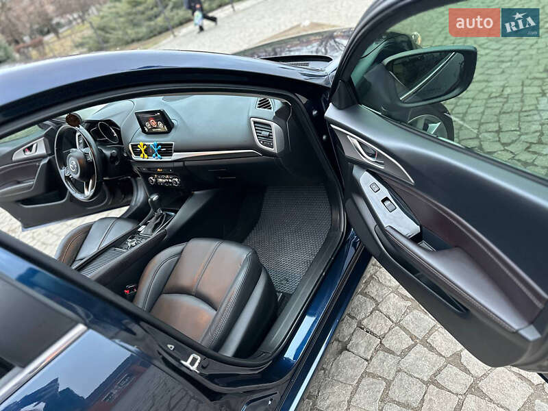 Седан Mazda 3 2016 в Новомосковске фото 16 Седан Mazda 3 2016 в Новомосковске