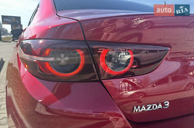 Седан Mazda 3 2019 в 