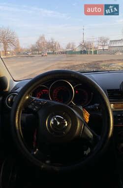 Седан Mazda 3 2005 в 