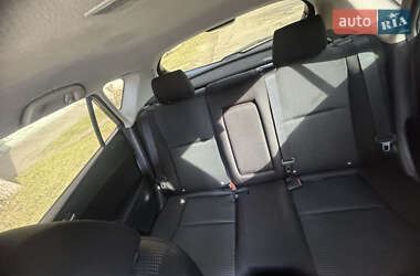 Хэтчбек Mazda 3 2013 в 