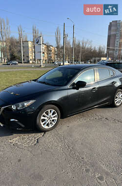 Седан Mazda 3 2016 в 