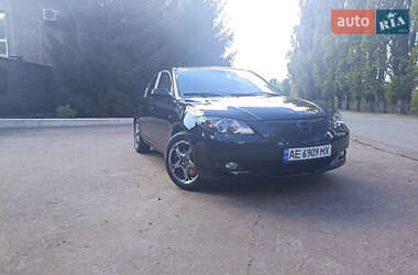 Седан Mazda 3 2004 в Никополе