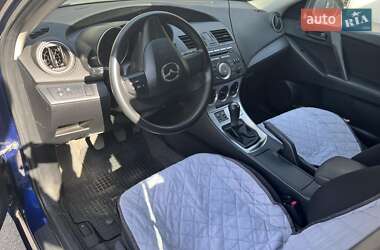 Хэтчбек Mazda 3 2010 в 