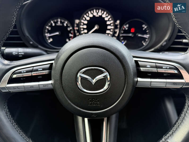 Седан Mazda 3 2019 в Киеве