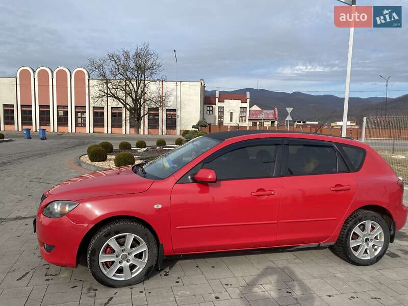 Хэтчбек Mazda 3 2004 в Ужгороде