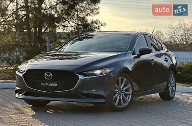 Седан Mazda 3 2021 в Киеве