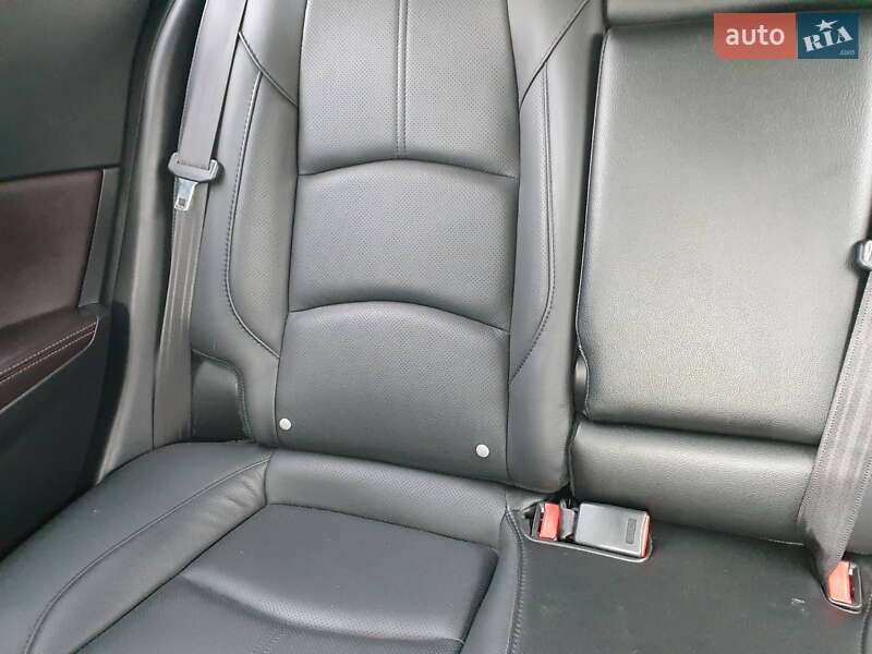 Хетчбек Mazda 3 2017 в Миколаєві