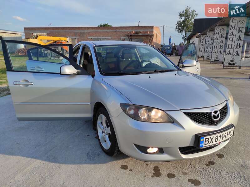 Седан Mazda 3 2005 в Шепетівці