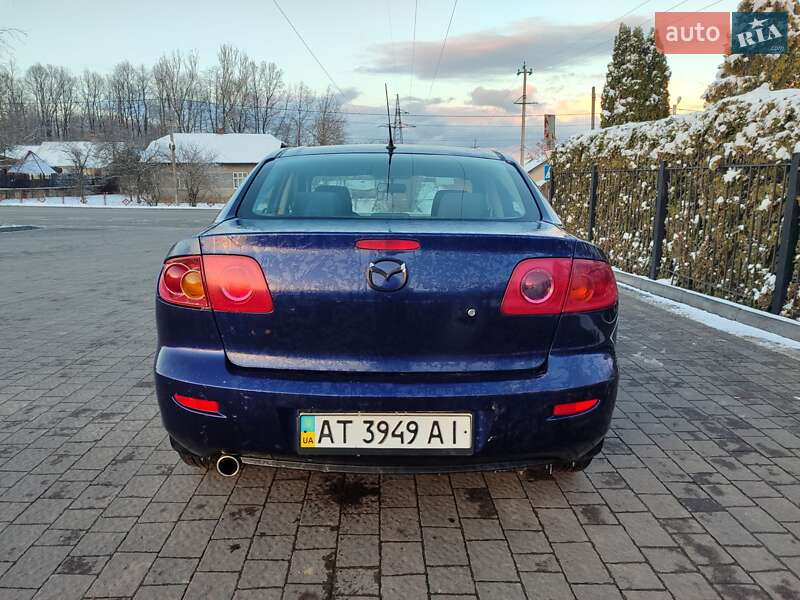 Седан Mazda 3 2004 в Долине