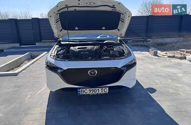 Хэтчбек Mazda 3 2022 в 
