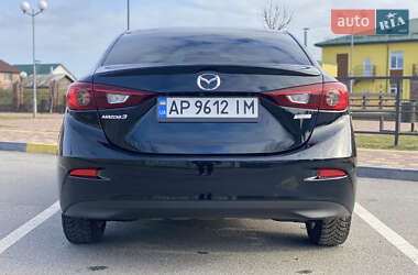 Седан Mazda 3 2017 в 