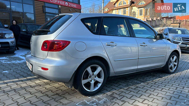Хэтчбек Mazda 3 2004 в Черновцах