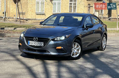 Седан Mazda 3 2016 в Києві