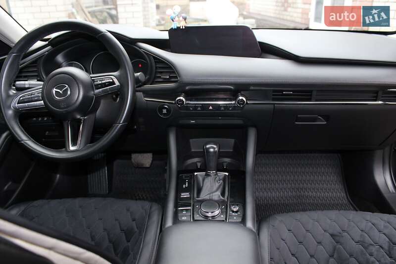 Седан Mazda 3 2020 в Днепре
