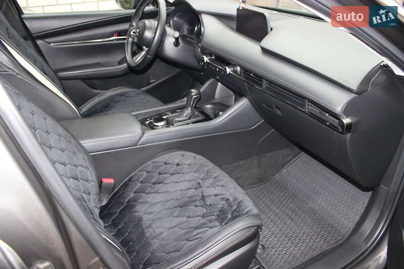 Седан Mazda 3 2020 в Днепре
