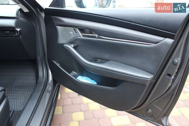 Седан Mazda 3 2020 в Днепре