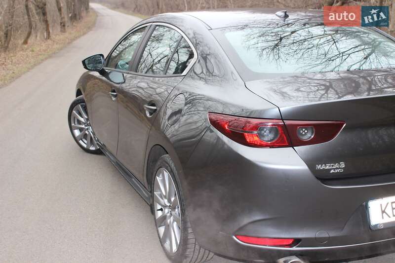 Седан Mazda 3 2020 в Днепре