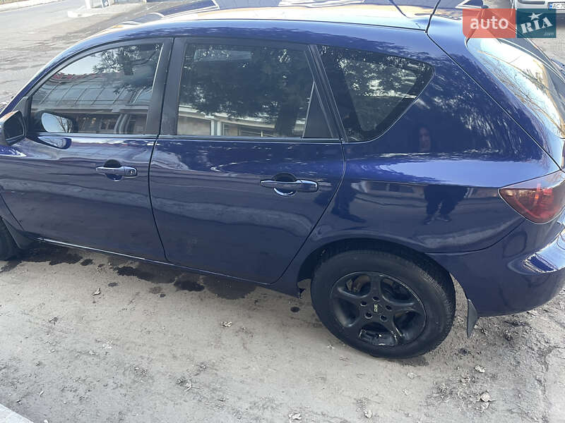Хэтчбек Mazda 3 2004 в Рени