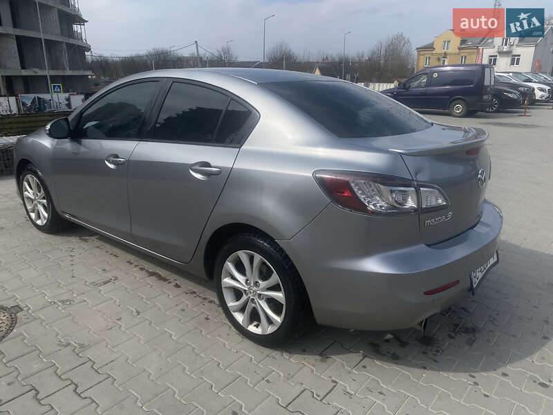 Седан Mazda 3 2009 в Львові