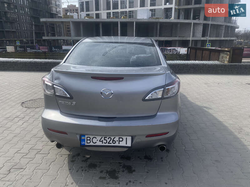 Седан Mazda 3 2009 в Львові