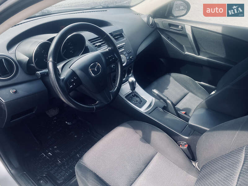 Седан Mazda 3 2009 в Львові