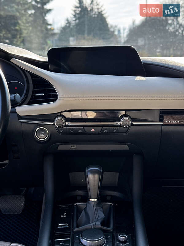 Седан Mazda 3 2020 в Киеве фото 21 Седан Mazda 3 2020 в Киеве